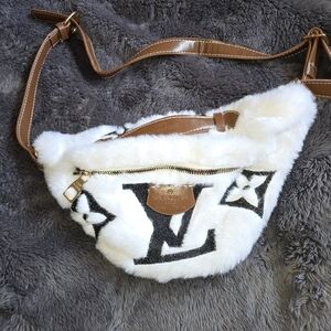Luxury White Faux-Fur Logo Belt Bag with Brown Trim